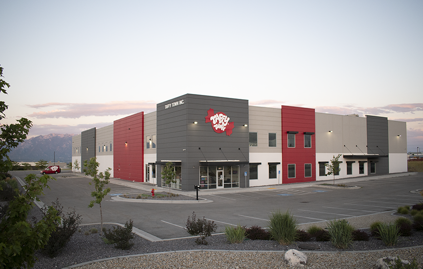 Taffy Town Receives the First Power Manufacturing Award from Powerblan